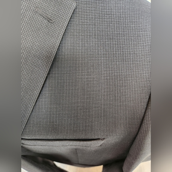 HP ⭐️ Calvin Klein Two-Piece Suit, Charcoal Grey, Size US 40 R - Picture 9 of 12